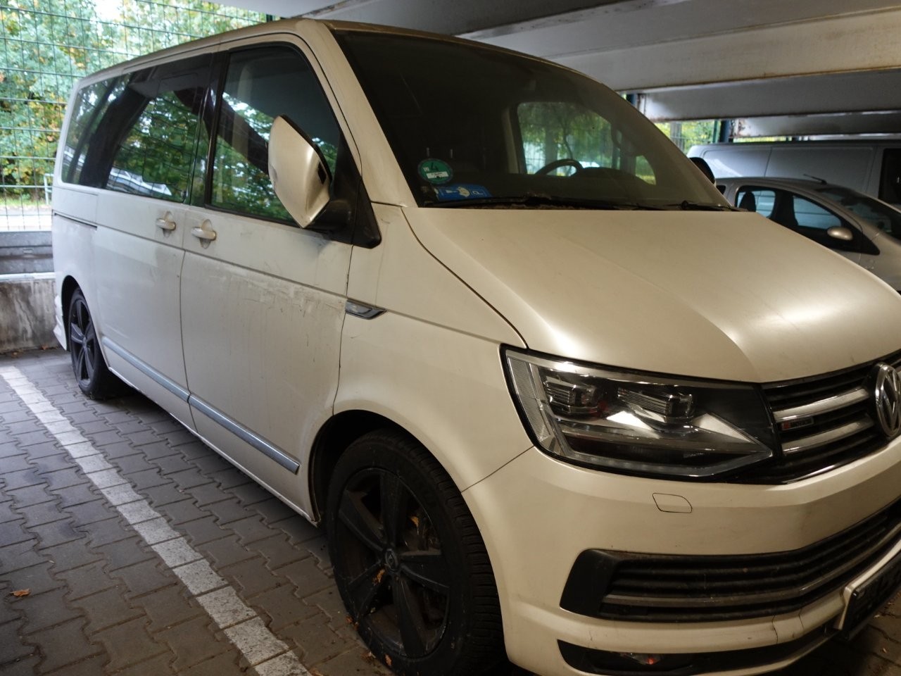 VW T6 Multivan 2.0 TDI DSG Generation Six 4Motion, EZ 2016 – Bild 12