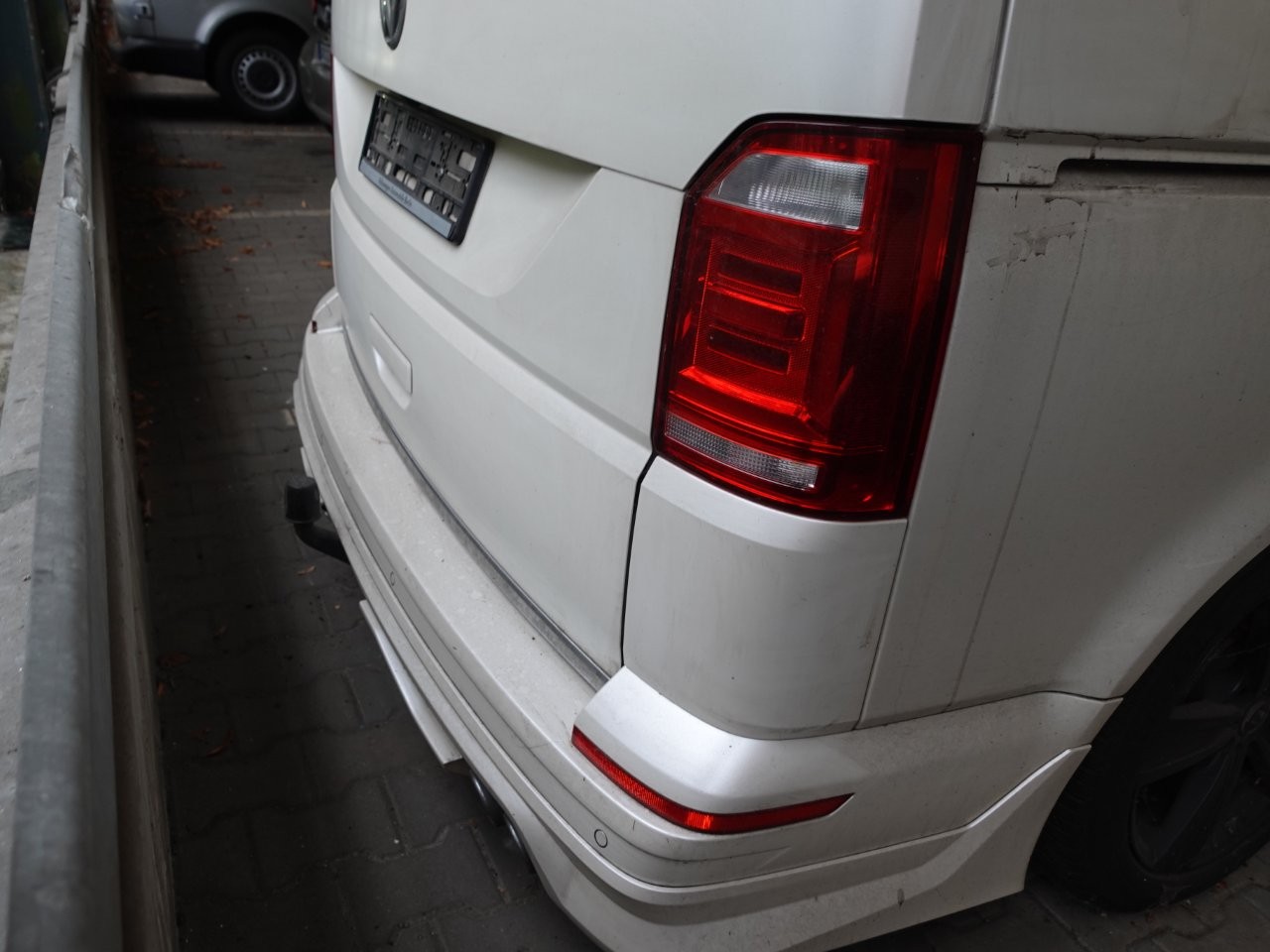 VW T6 Multivan 2.0 TDI DSG Generation Six 4Motion, EZ 2016 – Bild 18