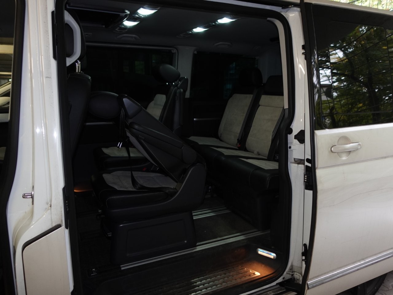 VW T6 Multivan 2.0 TDI DSG Generation Six 4Motion, EZ 2016 – Bild 32