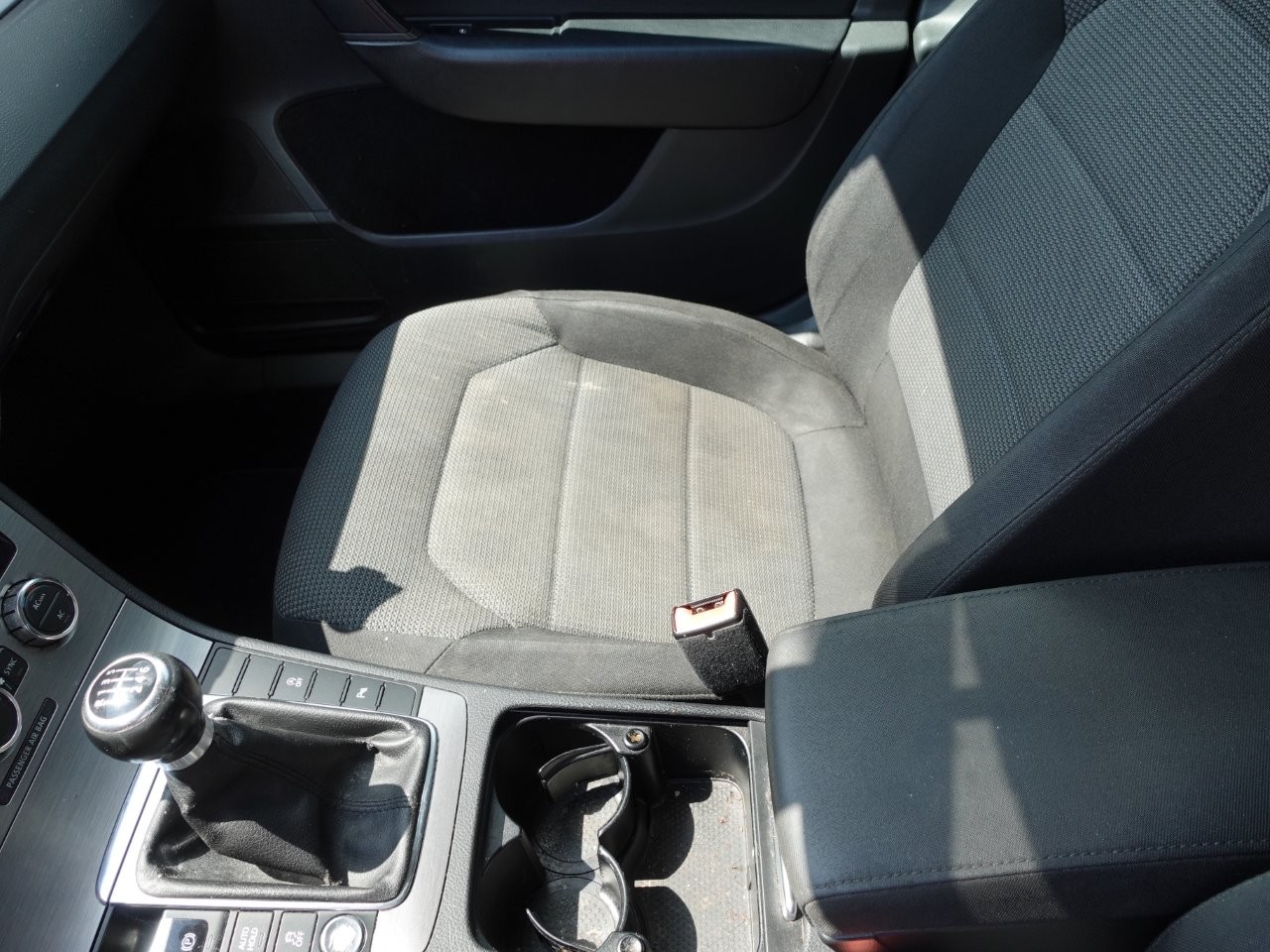 VW Passat Variant 2.0 TDI BlueMotion, EZ 2012 – Bild 27