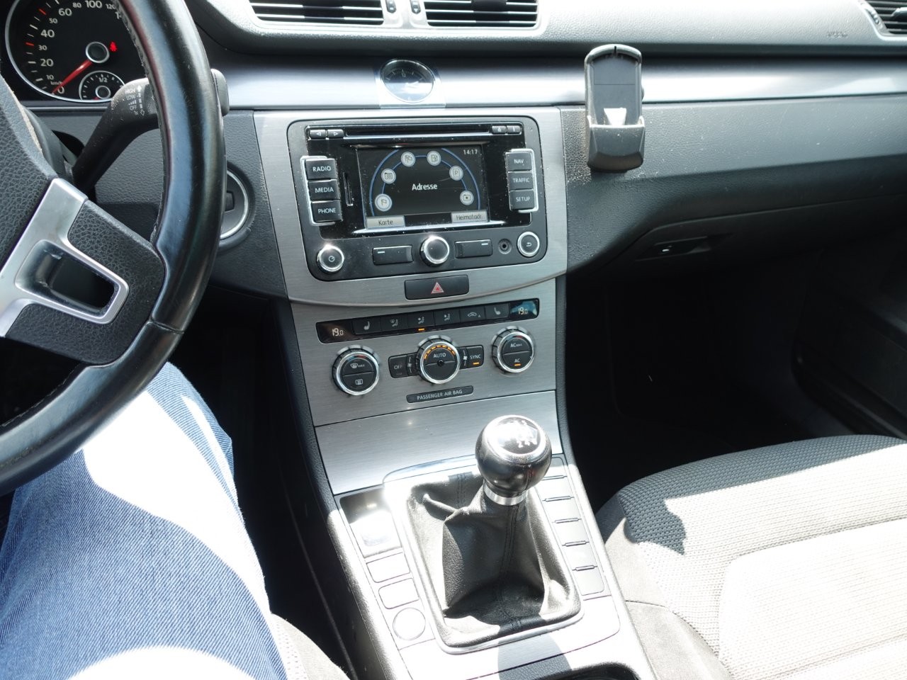 VW Passat Variant 2.0 TDI BlueMotion, EZ 2012 – Bild 29